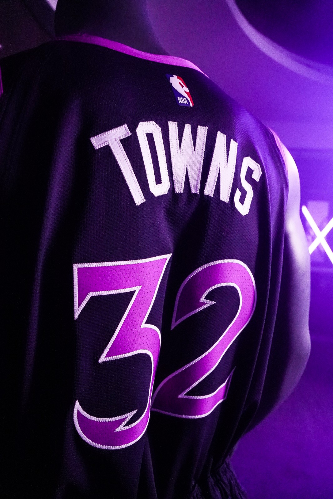 开云-清晨明尼苏达森林狼备战国王杯，防线松动细节曝光，悬念犹存，更衣室氛围转暖的简单介绍