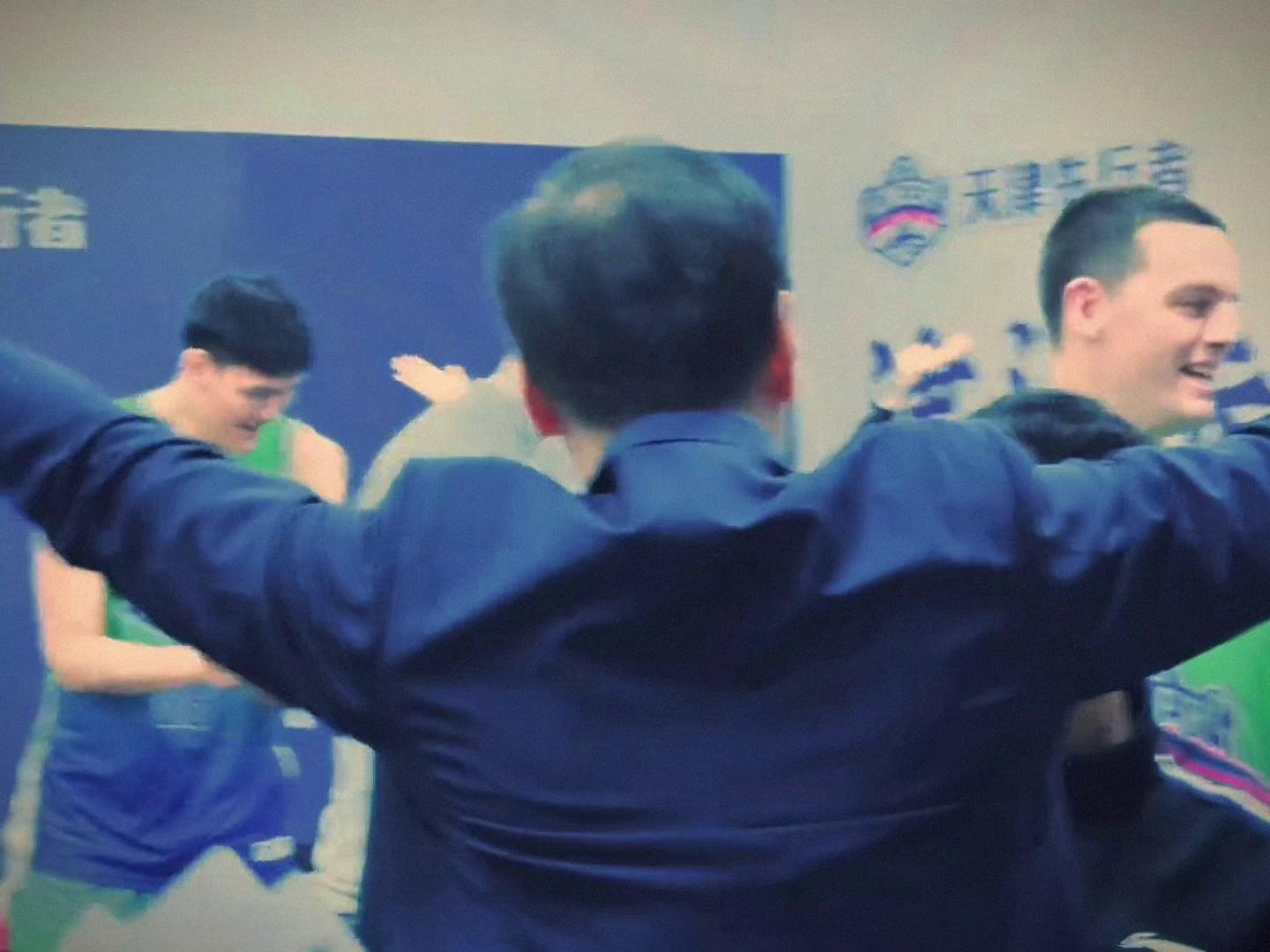 开云在线-包含转折点！武汉三镇更衣室发声，CBA季后赛窗口期攻防权衡，态度坚定，更衣室氛围转暖的词条